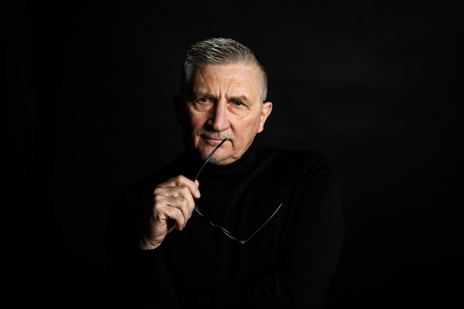 f19d8b7a-dfdb-4342-b97a-c090f8d34ba6